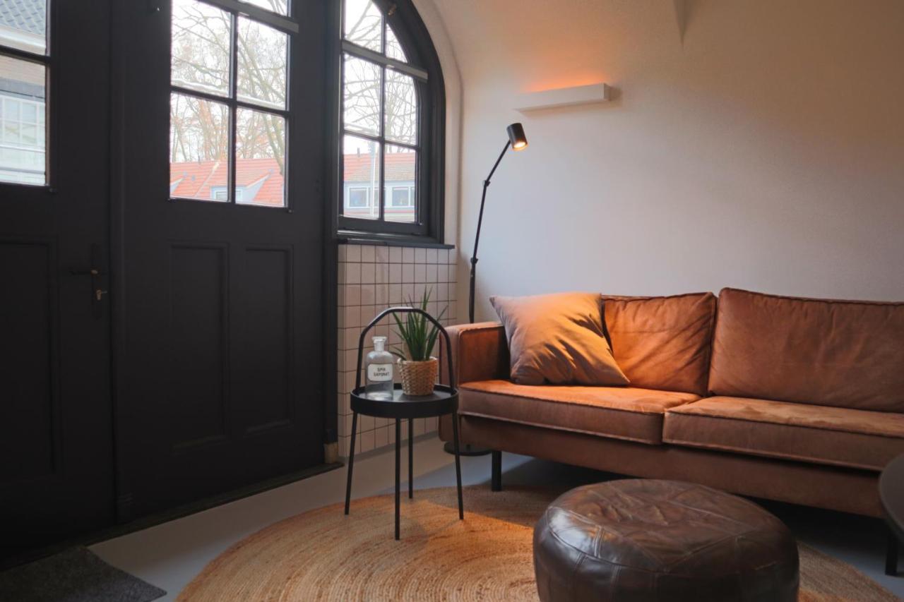 Overnachten In De Oude West-Indieschool Enschede Exteriér fotografie